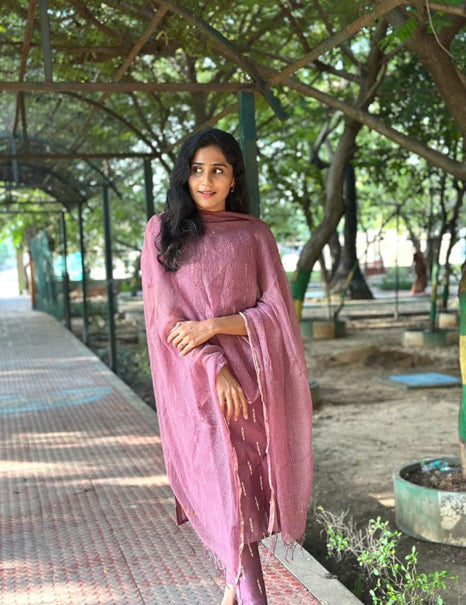 the-hand-stitch-designer-kurta-set-gown-lattest-kurtis_3003.jpg