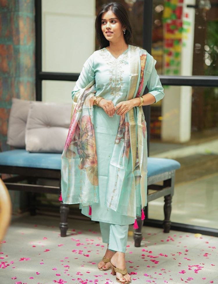 the-hand-stitch-designer-kurta-set-gown-lattest-kurtis_3009.jpg