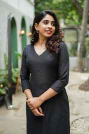 Black Straight Kurta Set for Women Elegant Solid Ethnic Wear