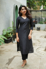 Black Straight Kurta Set for Women Elegant Solid Ethnic Wear