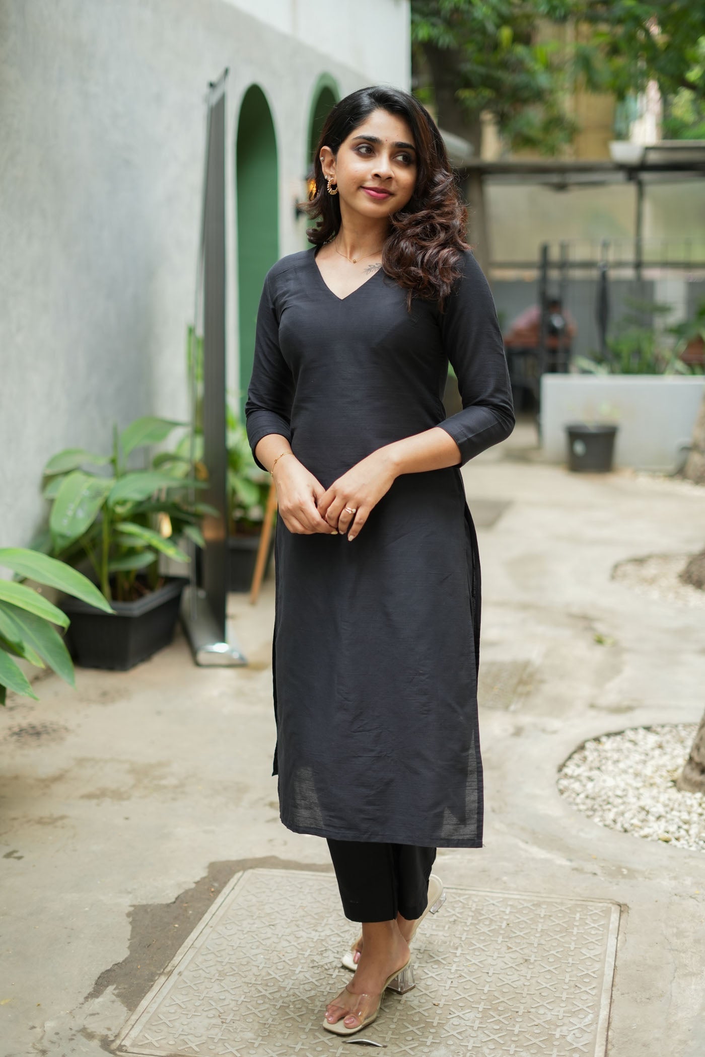 Black Straight Kurta Set for Women Elegant Solid Ethnic Wear