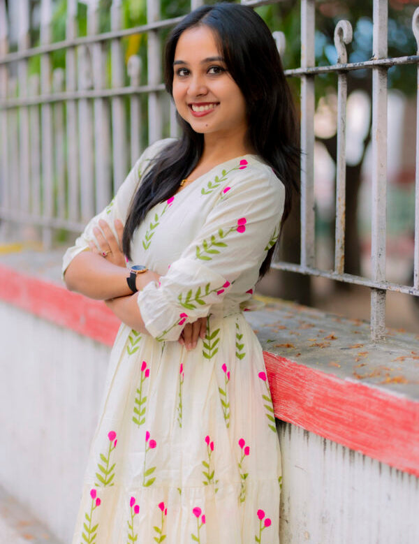 the-hand-stitch-designer-kurta-set-gown-lattest-kurtis_494.jpg