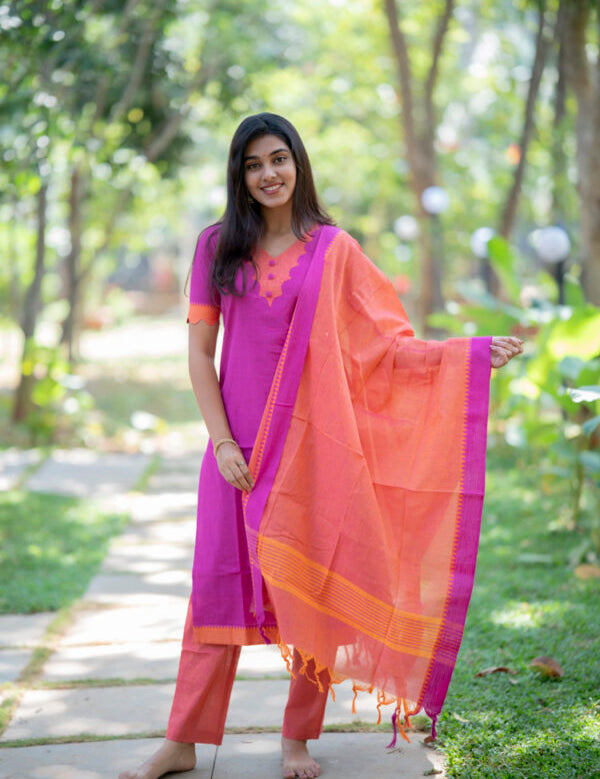 the-hand-stitch-designer-kurta-set-gown-lattest-kurtis_507.jpg