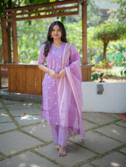 Lavender Handwoven Kurta Set with Striped Dupatta for Women Elegant Ethnic Wear