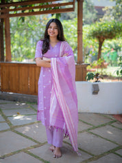 Lavender Handwoven Kurta Set with Striped Dupatta for Women Elegant Ethnic Wear