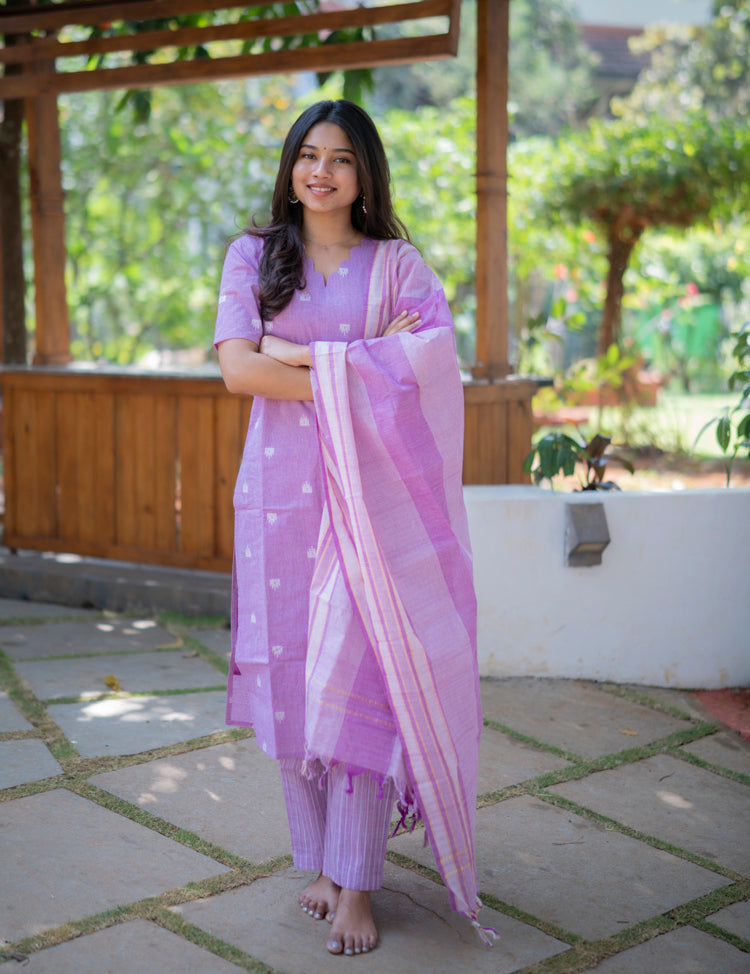 the-hand-stitch-designer-kurta-set-gown-lattest-kurtis_514.jpg