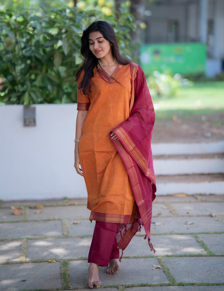 the-hand-stitch-designer-kurta-set-gown-lattest-kurtis_531.jpg