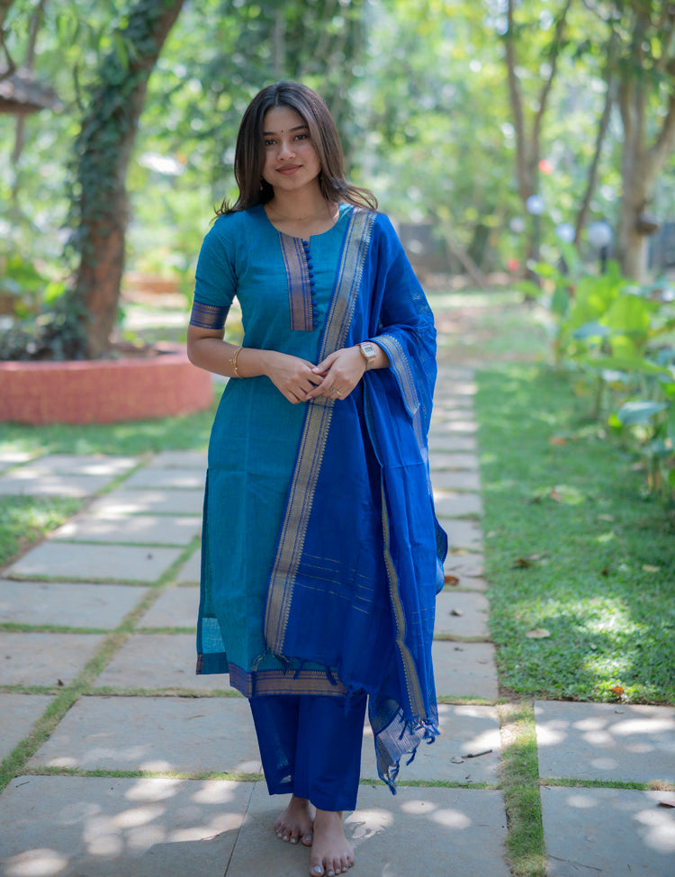 the-hand-stitch-designer-kurta-set-gown-lattest-kurtis_534.jpg