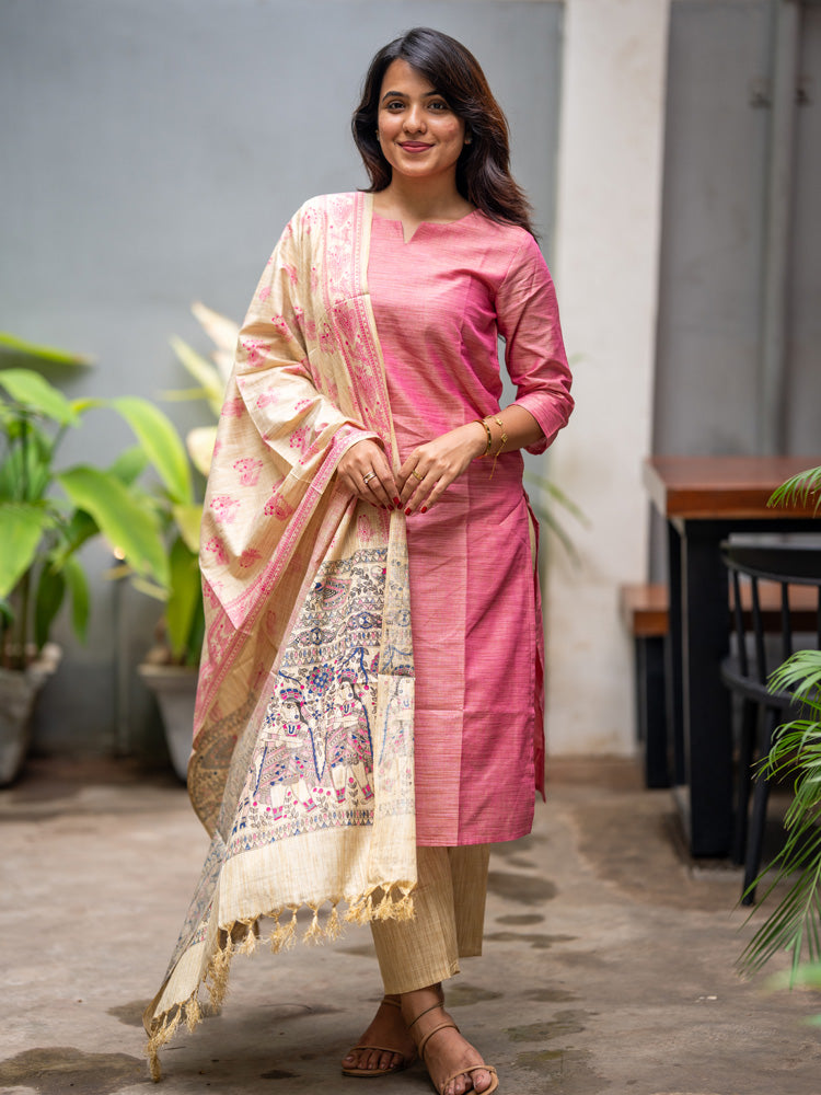 Pink Kurta Pant Set with Traditional Printed Dupatta for Women Elegant Ethnic Wear
