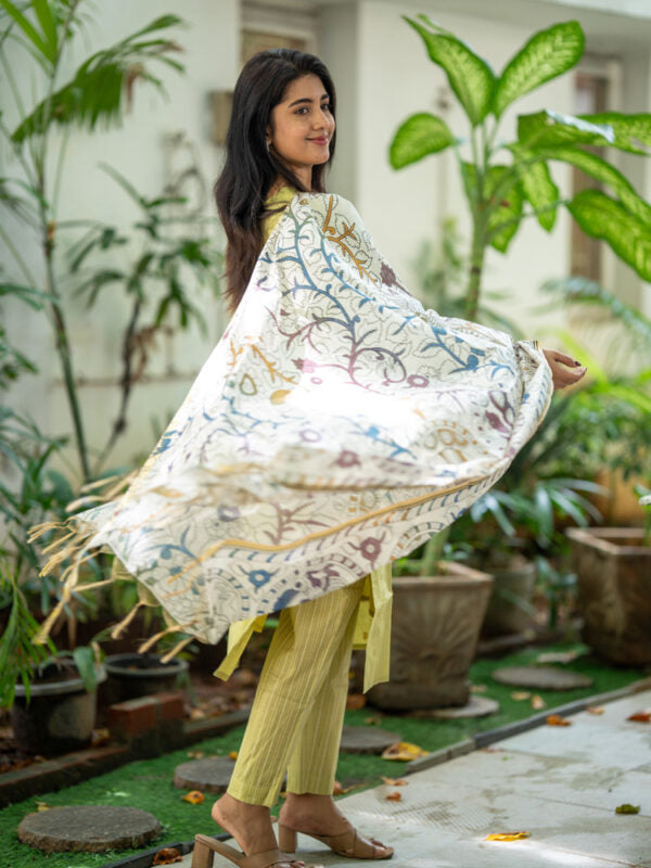 Lime Green Kurta Set with Floral Printed Dupatta for Women Elegant Ethnic Wear