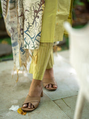 Lime Green Kurta Set with Floral Printed Dupatta for Women Elegant Ethnic Wear