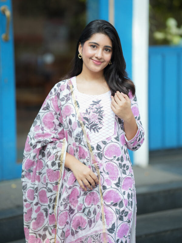 Pink Floral Printed Kurta Pant Dupatta Set for Women Elegant Ethnic Cotton Suit