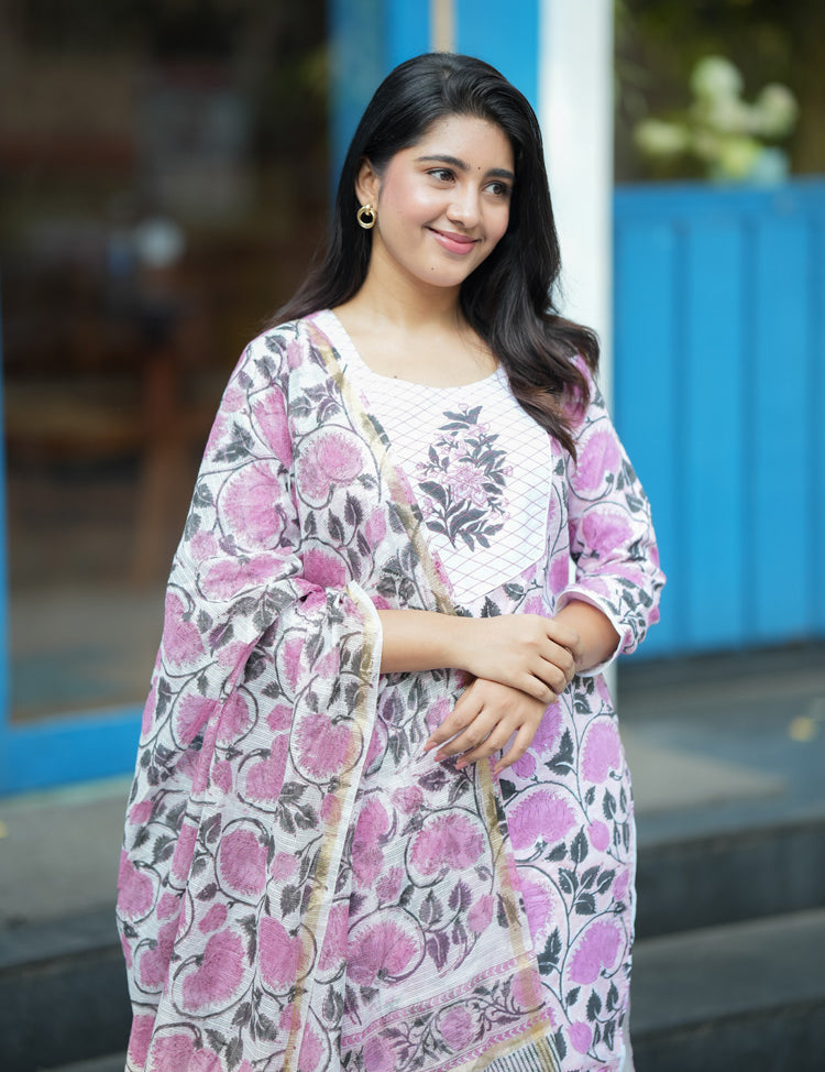 the-hand-stitch-designer-kurta-set-gown-lattest-kurtis_618.jpg