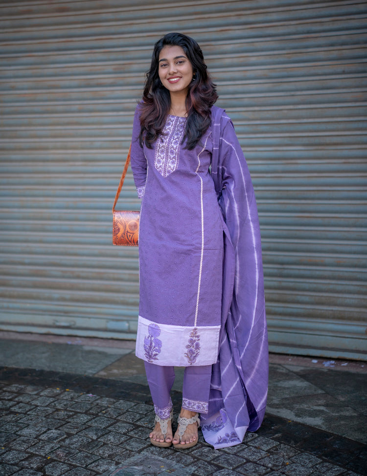 the-hand-stitch-designer-kurta-set-gown-lattest-kurtis_680.jpg