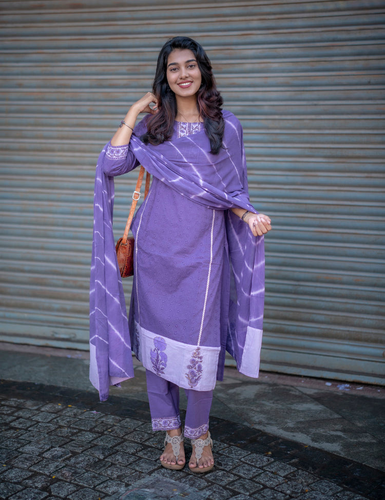 the-hand-stitch-designer-kurta-set-gown-lattest-kurtis_683.jpg