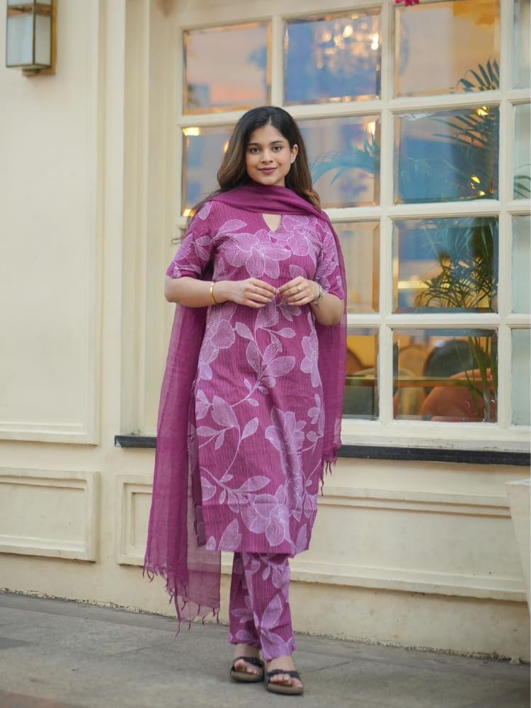 Lavender Bloom Printed Kurta Set for Women Elegant Floral Ethnic Wear