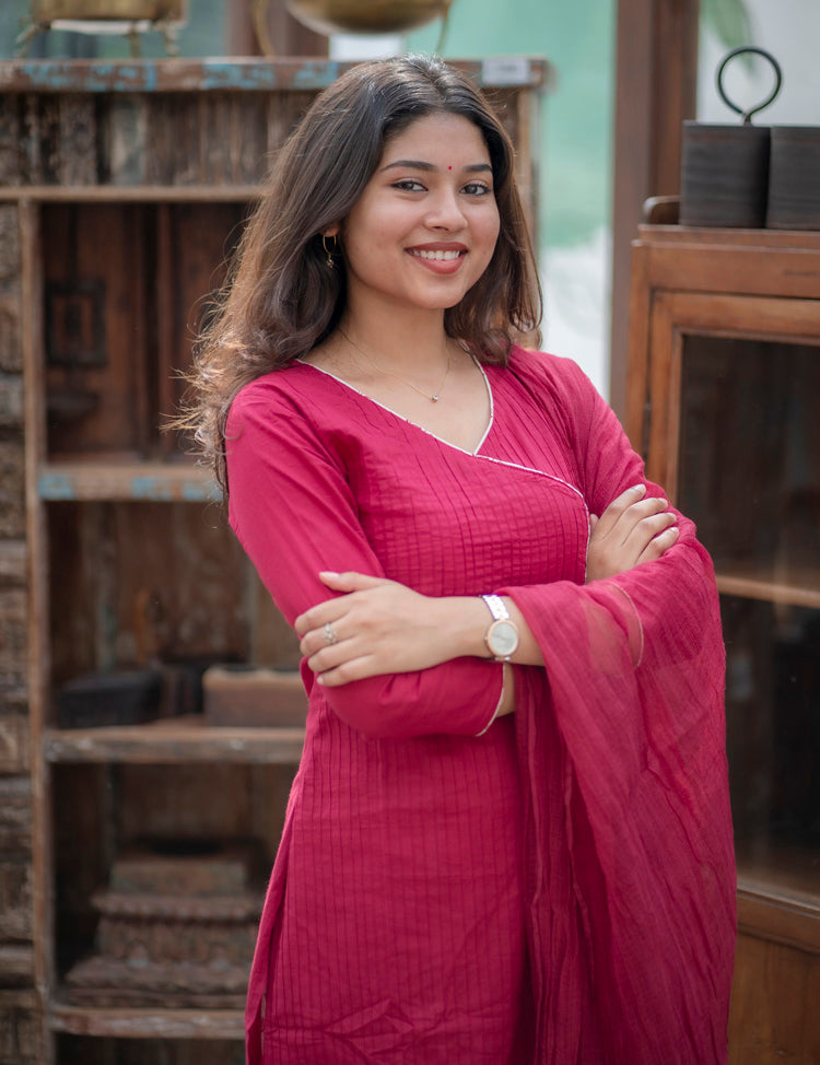 the-hand-stitch-designer-kurta-set-gown-lattest-kurtis_716.jpg