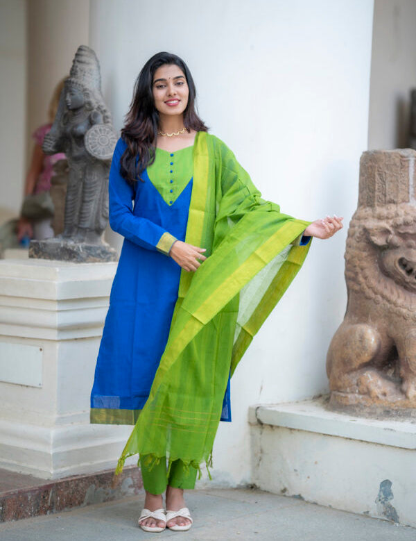 the-hand-stitch-designer-kurta-set-gown-lattest-kurtis_775.jpg