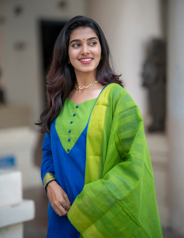 the-hand-stitch-designer-kurta-set-gown-lattest-kurtis_777.jpg