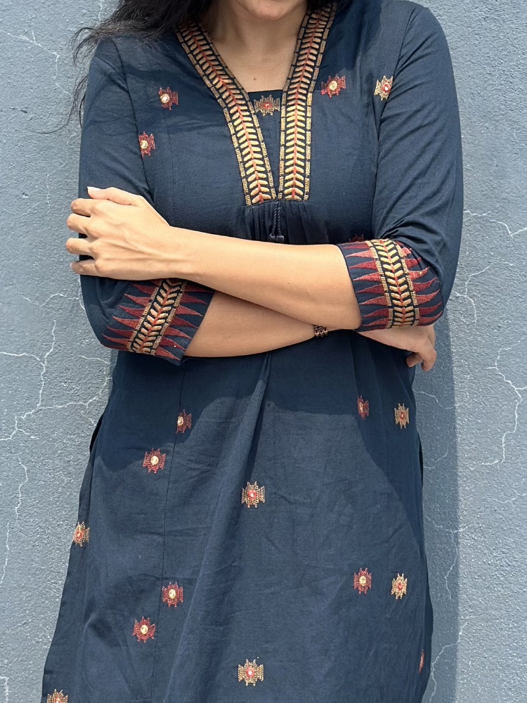 Midnight Ember Embroidered Kurta for Women Elegant Navy Ethnic Wear