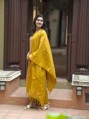 TheHandStitch Peach & Mustard Designer Kurti Set with Solid Dupatta Elegant Ethnic Wear for Women