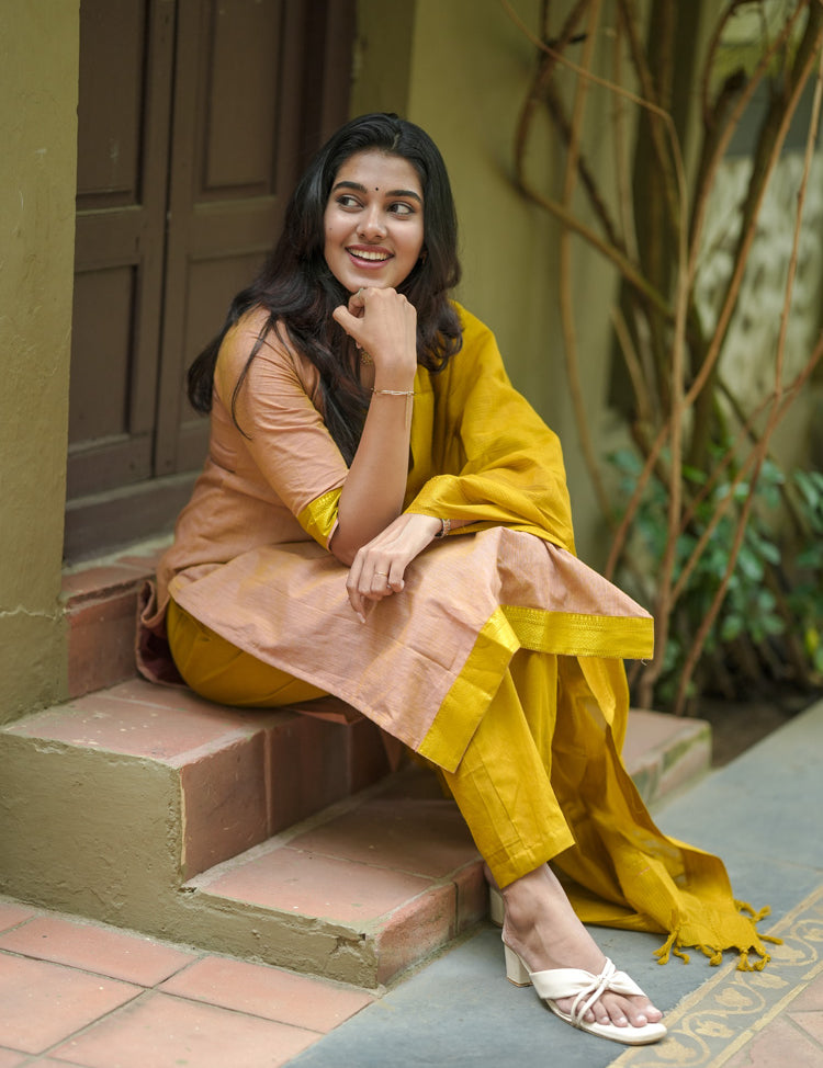 the-hand-stitch-designer-kurta-set-gown-lattest-kurtis_793.jpg