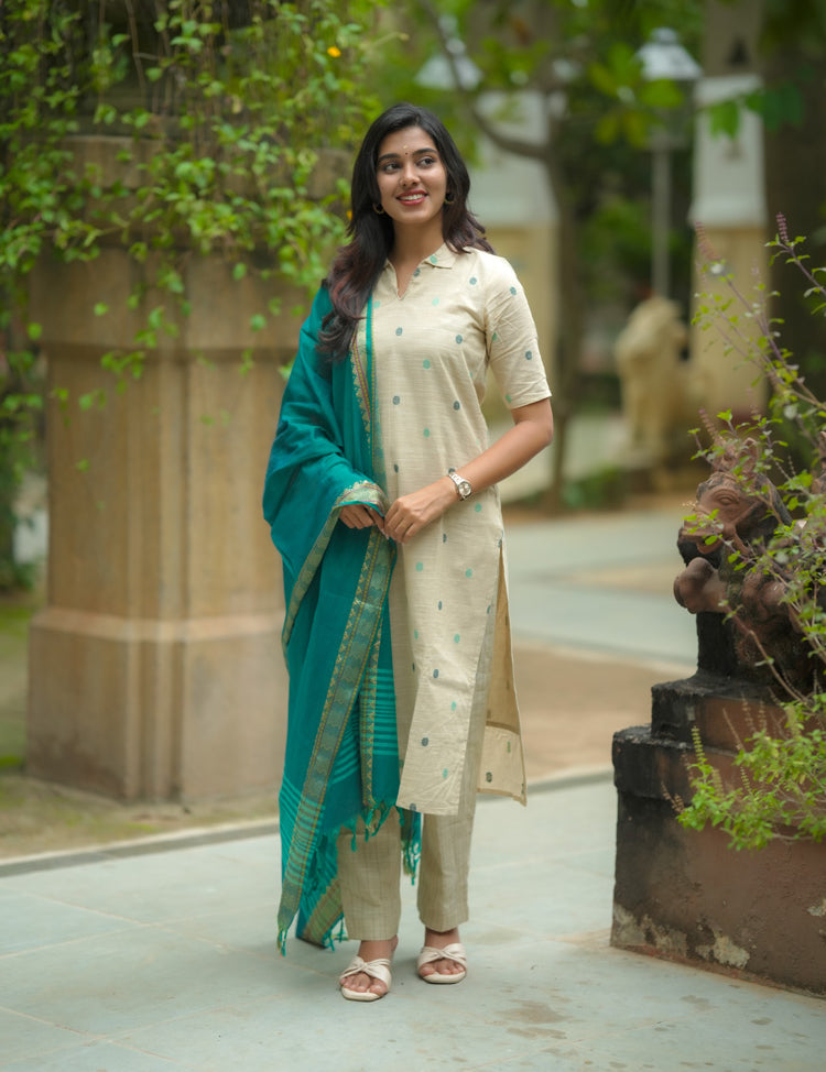 the-hand-stitch-designer-kurta-set-gown-lattest-kurtis_808.jpg