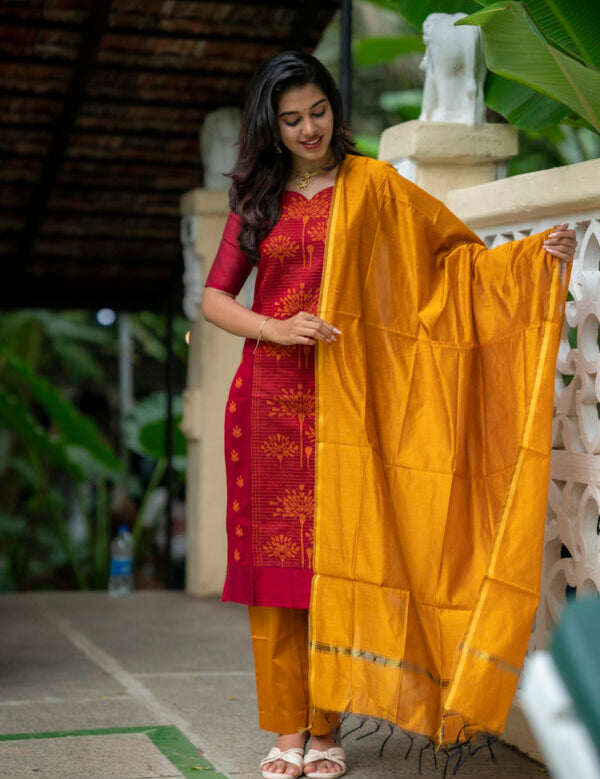 the-hand-stitch-designer-kurta-set-gown-lattest-kurtis_840.jpg