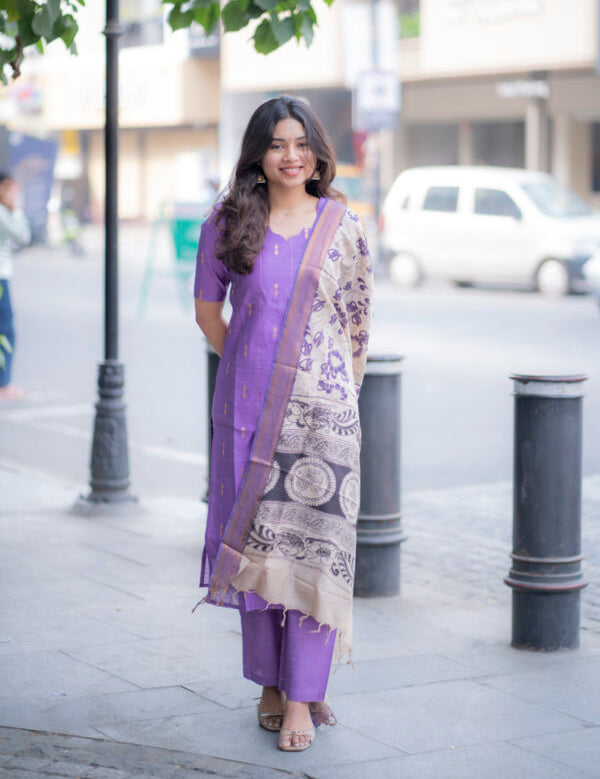 the-hand-stitch-designer-kurta-set-gown-lattest-kurtis_878.jpg