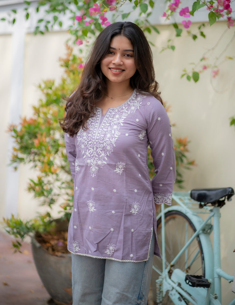 the-hand-stitch-designer-kurta-set-gown-lattest-kurtis_898.jpg