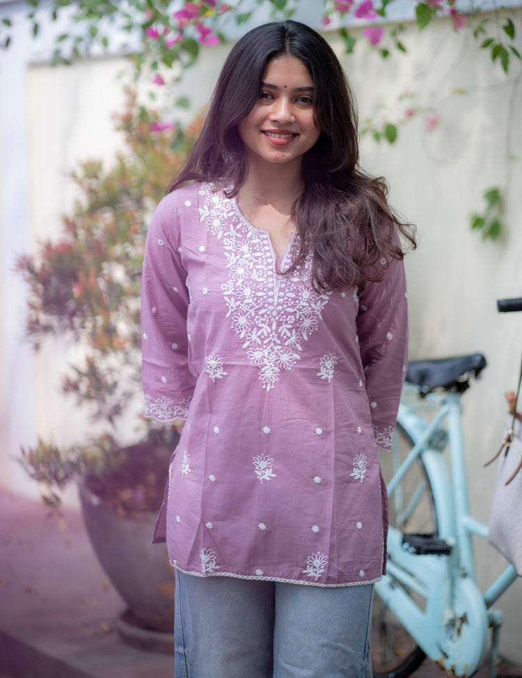 the-hand-stitch-designer-kurta-set-gown-lattest-kurtis_911.jpg