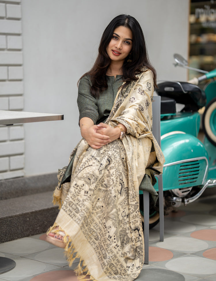 the-hand-stitch-designer-kurta-set-gown-lattest-kurtis_950.jpg